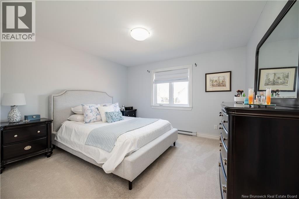 56 Golden Street - 23
