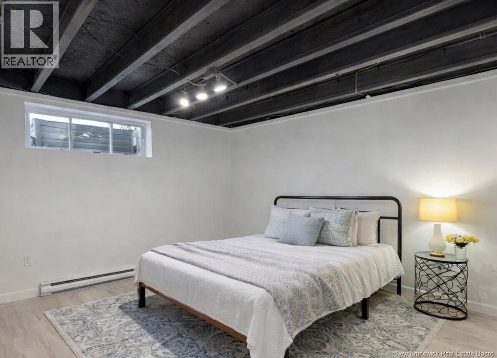 56 Golden Street - 31