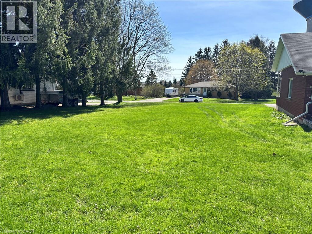 31 CHRISTIAN Street, Baden, Ontario, N3A2M7 — Photo 2