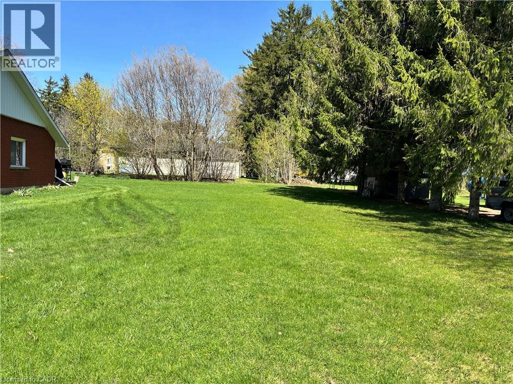 31 CHRISTIAN Street, Baden, Ontario, N3A2M7 — Photo 3