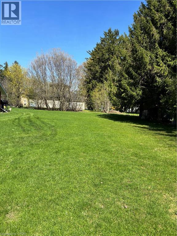 31 CHRISTIAN Street, Baden, Ontario, N3A2M7 — Photo 5