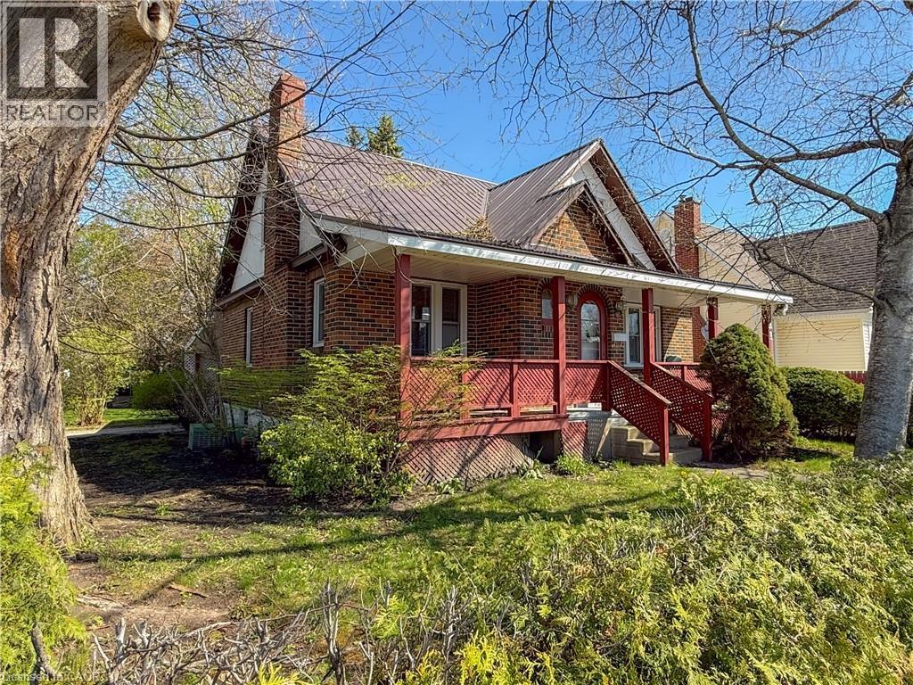41 CHURCH Street E, Delhi, Ontario, N4B1T5 — Photo 3