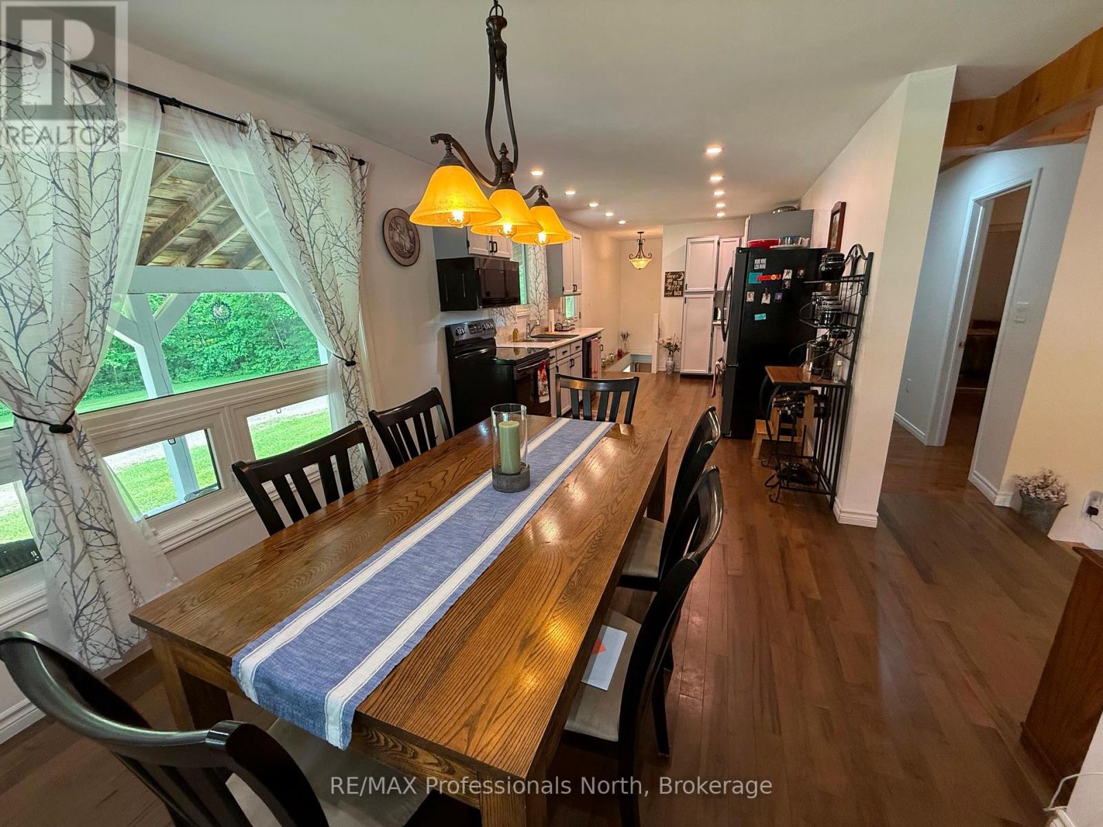 1023 CHESTER CRESCENT - 20