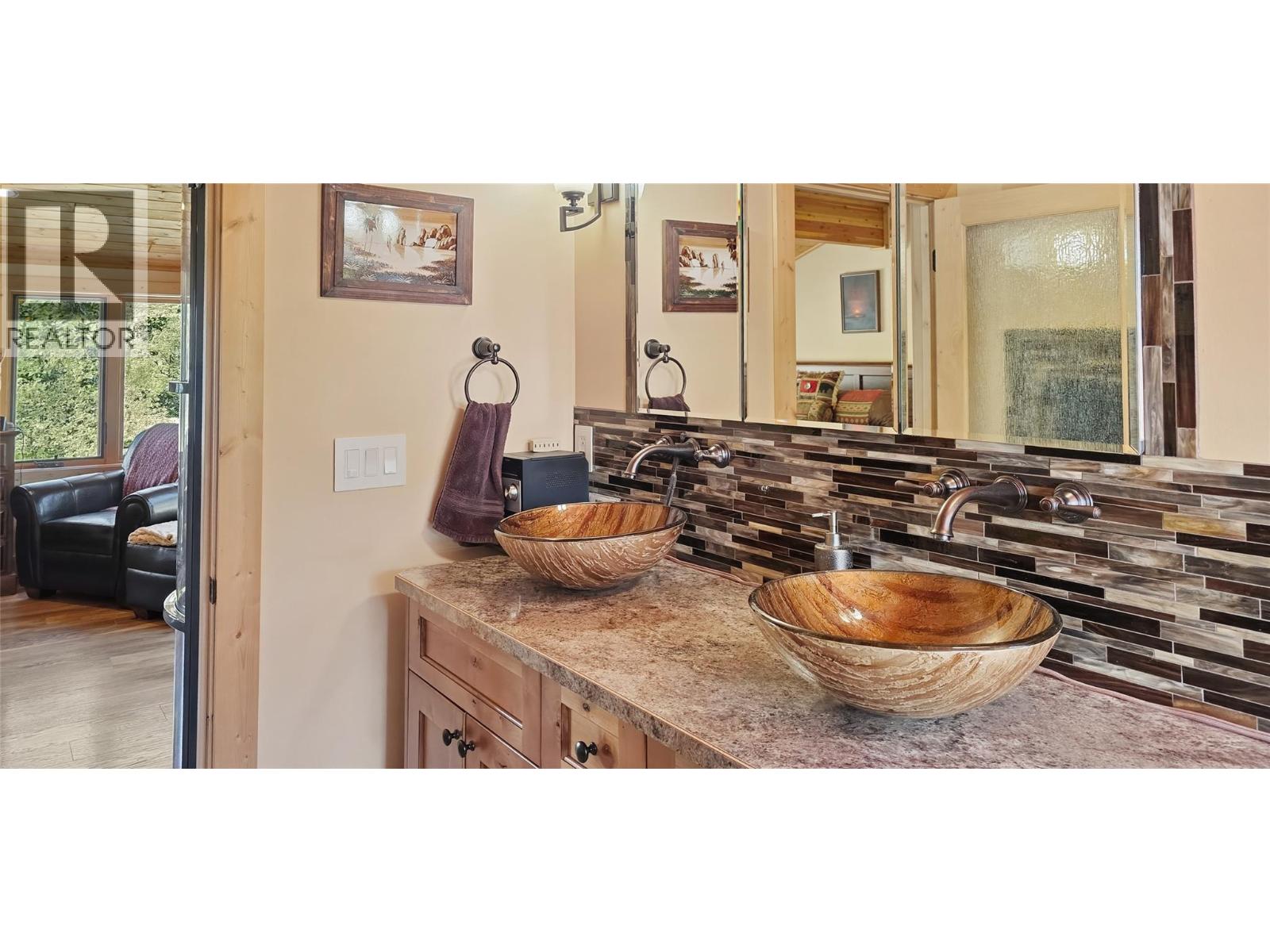 277 Chapman Road - 38