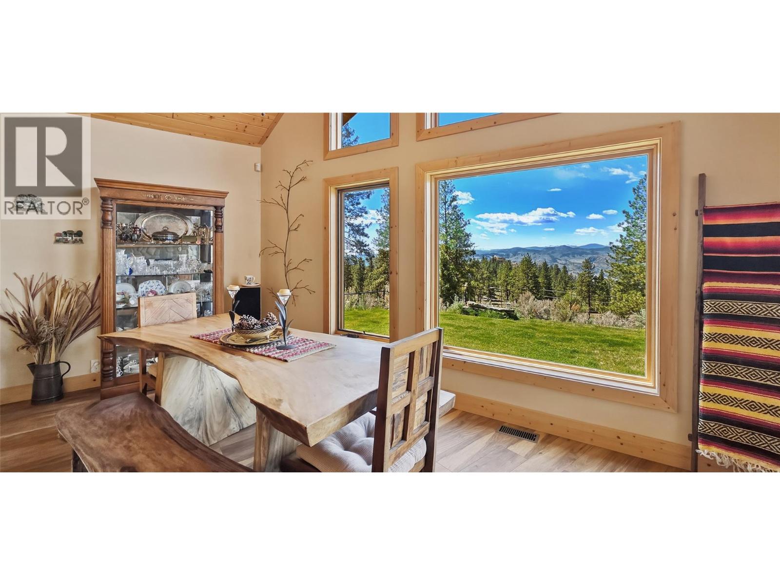 277 Chapman Road - 25