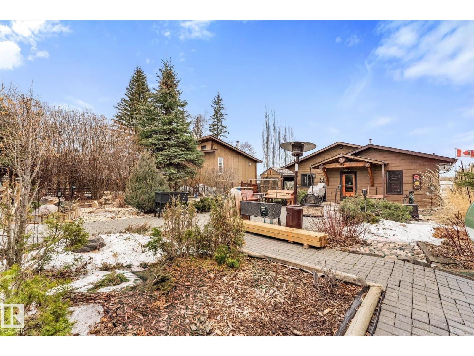 5039 6 St - 13