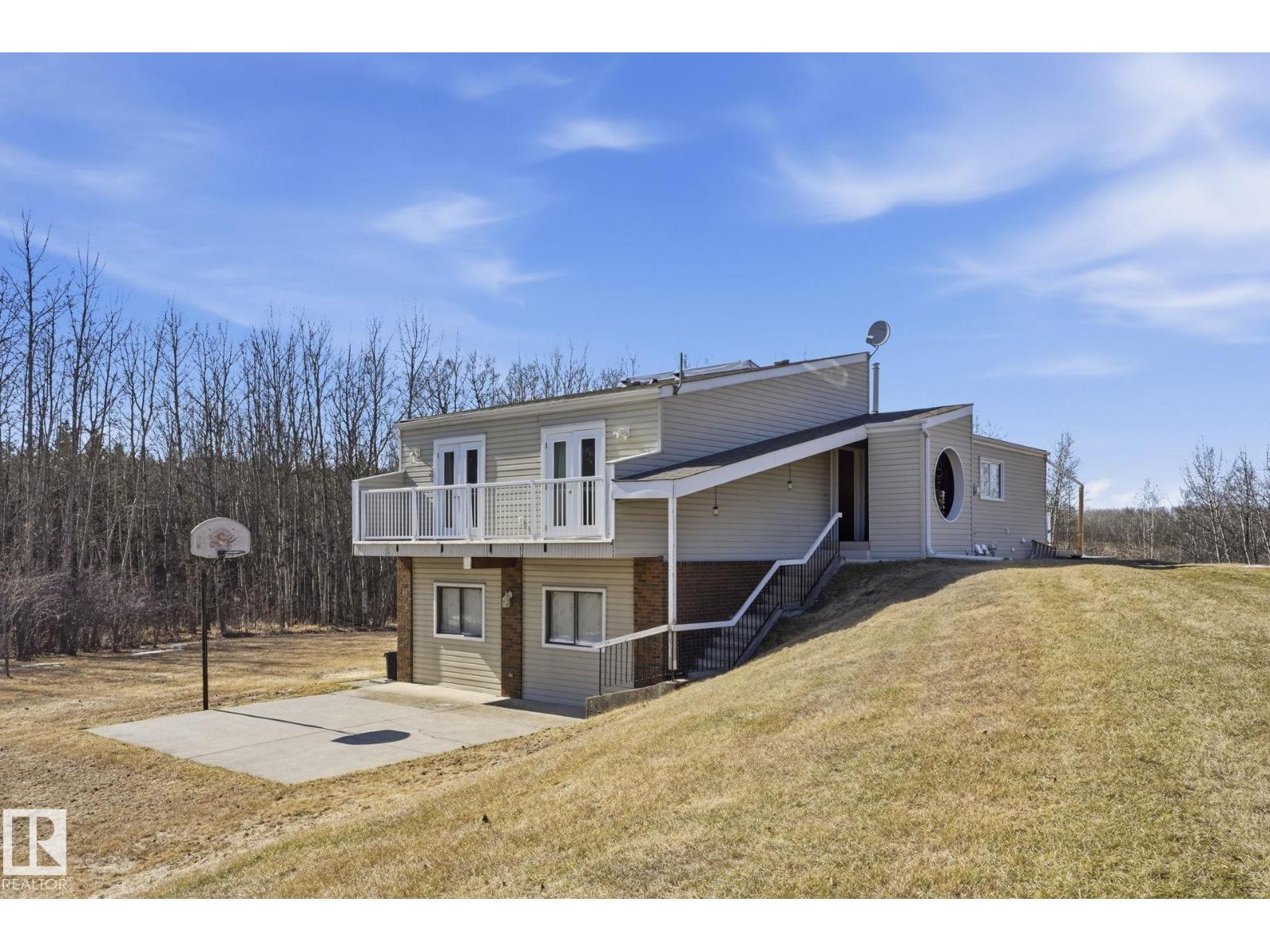 9 52516 Range Road 13 - 1