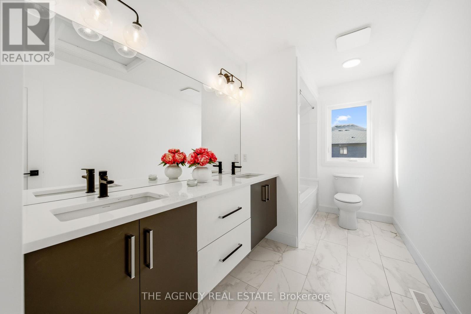 3140 REGIMENT ROAD W - 20
