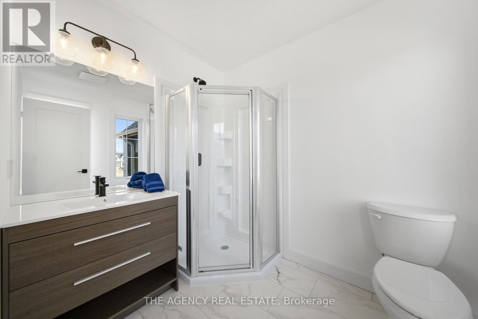 3140 REGIMENT ROAD W - 21
