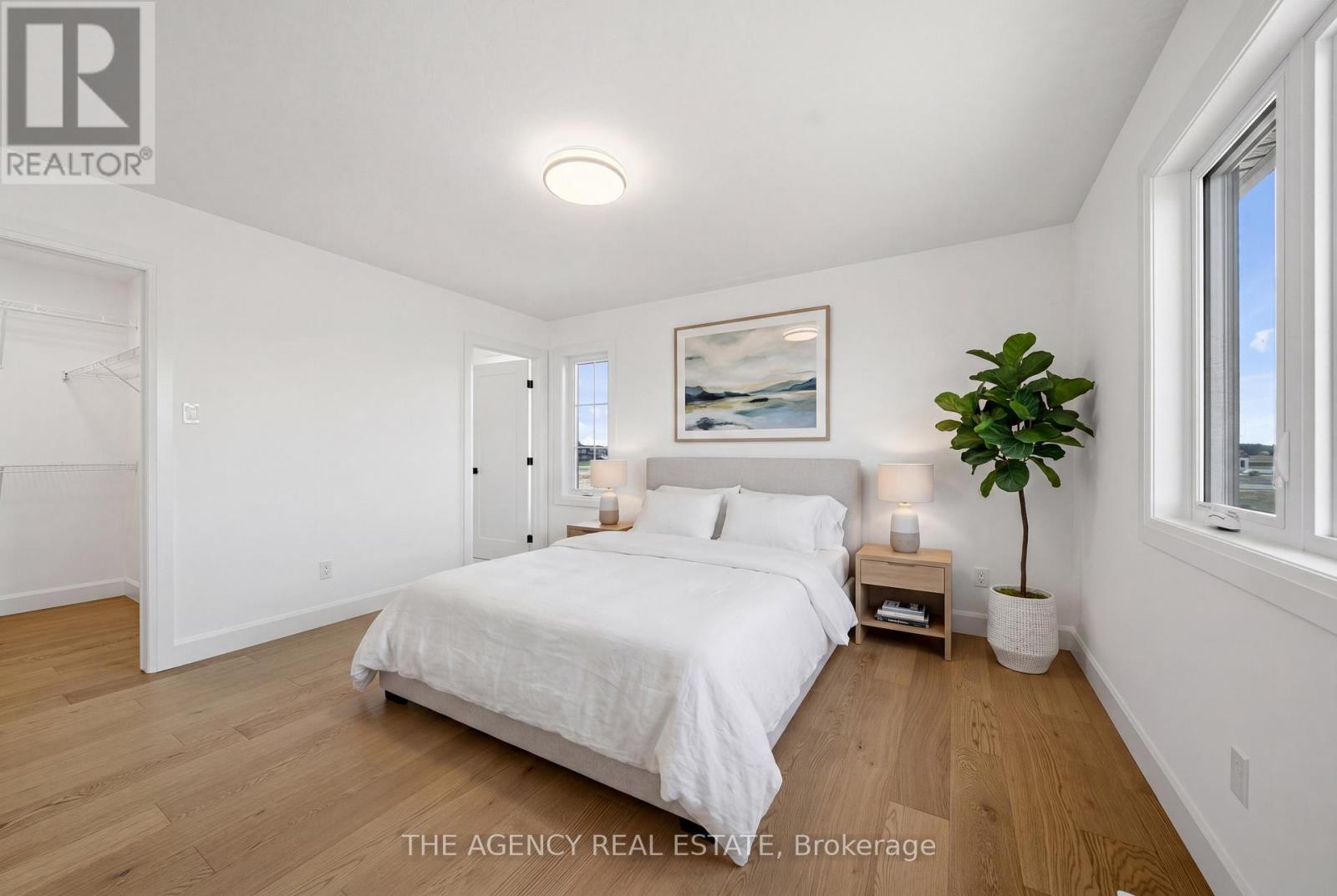 3140 REGIMENT ROAD W Property Photo