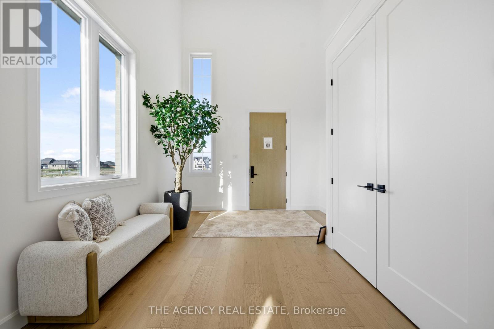 3140 REGIMENT ROAD W Property Photo