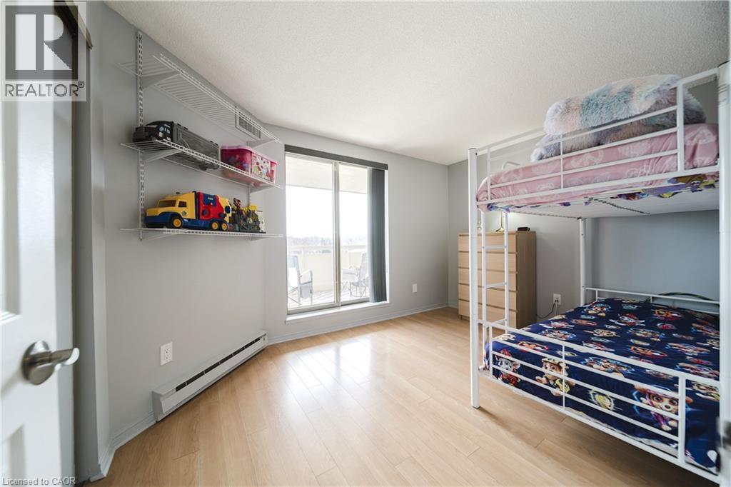 265 WESTCOURT Place Unit# 705, Waterloo, Ontario, N2L6E4 — Photo 19