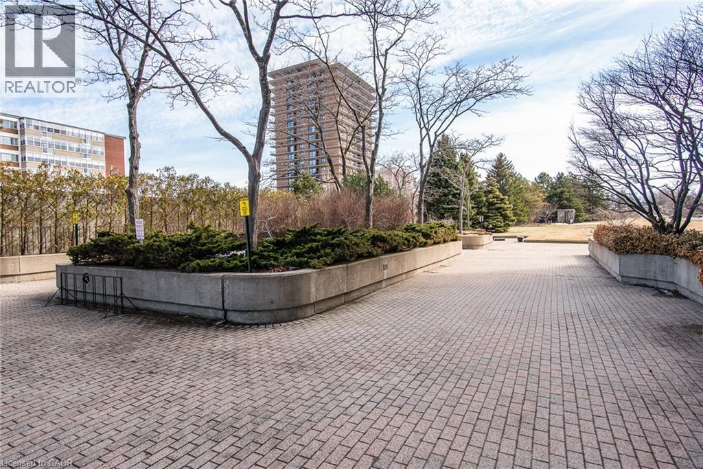 265 WESTCOURT Place Unit# 705, Waterloo, Ontario, N2L6E4 — Photo 39