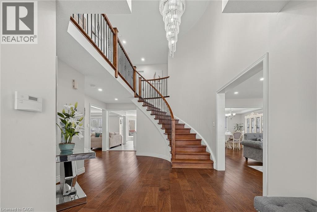 79 HOLBROOK Crescent - Image 3