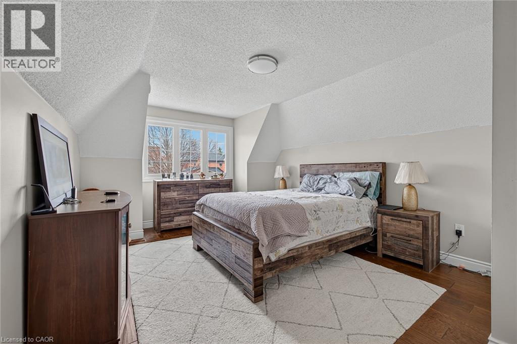 79 HOLBROOK Crescent - 22