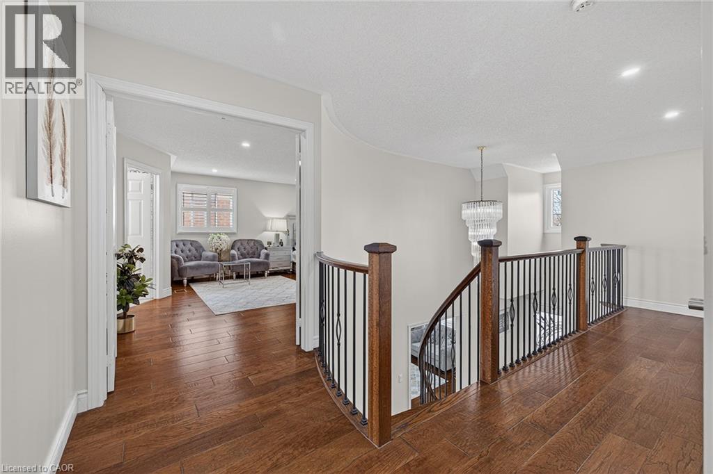 79 HOLBROOK Crescent - 15