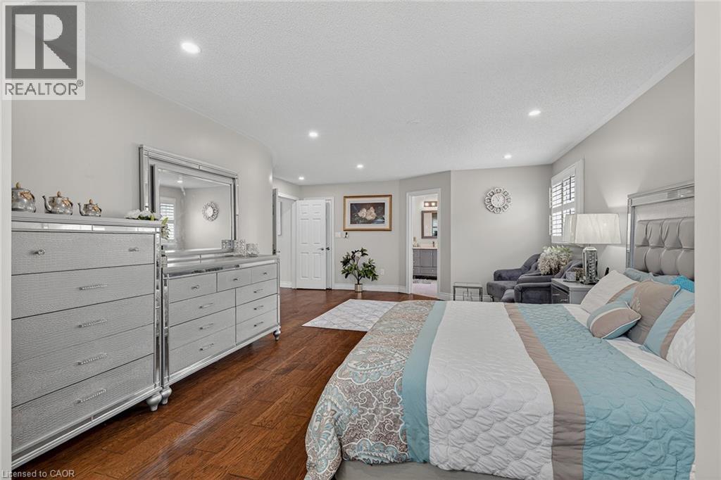 79 HOLBROOK Crescent - 17
