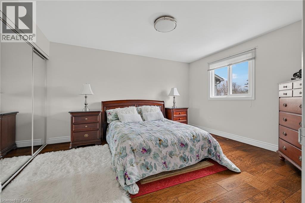 79 HOLBROOK Crescent - 20
