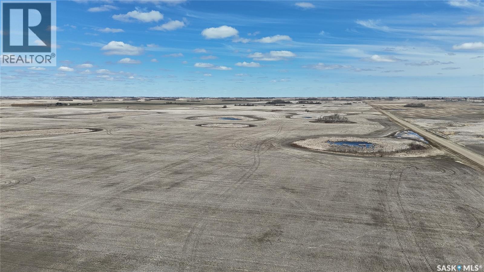Estevan Grainland - 513 Acres