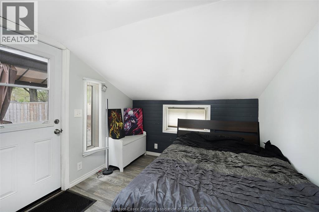 1159 FELIX AVENUE — photo 18