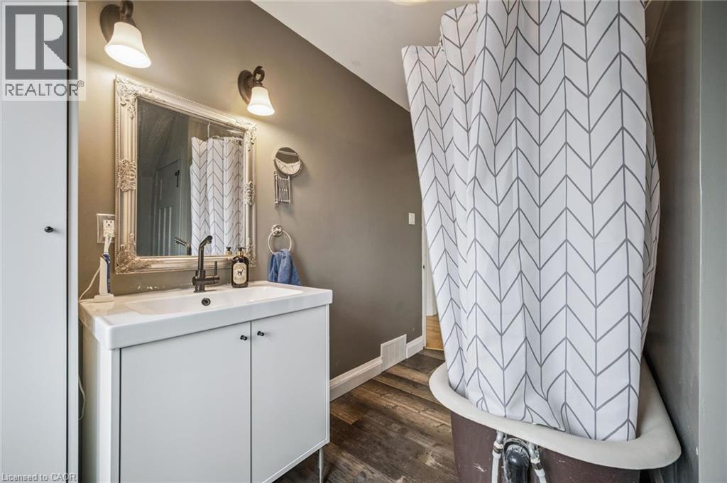 9 SPADINA Road E, Kitchener, Ontario, N2M3X2 — Photo 23