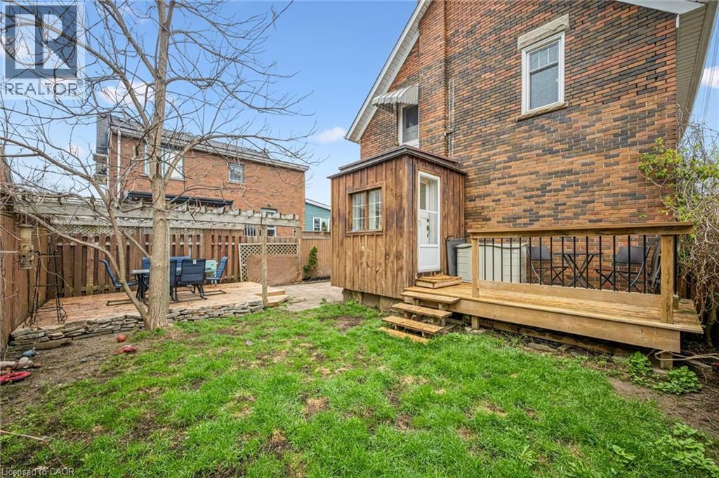 9 SPADINA Road E, Kitchener, Ontario, N2M3X2 — Photo 31
