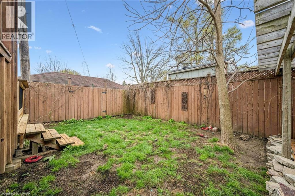 9 SPADINA Road E, Kitchener, Ontario, N2M3X2 — Photo 32