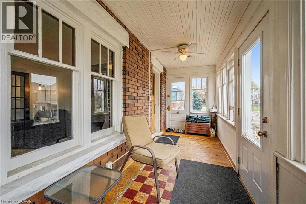 9 SPADINA Road E, Kitchener, Ontario, N2M3X2 — Photo 4