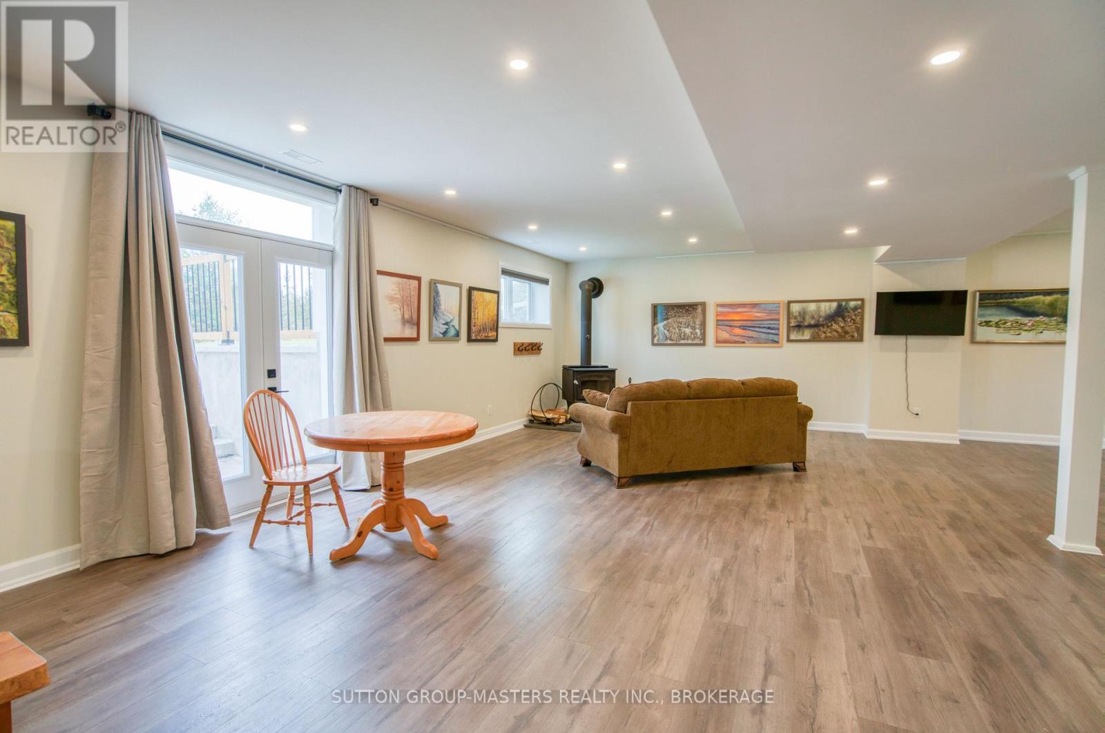 12 PETWORTH ROAD - 21