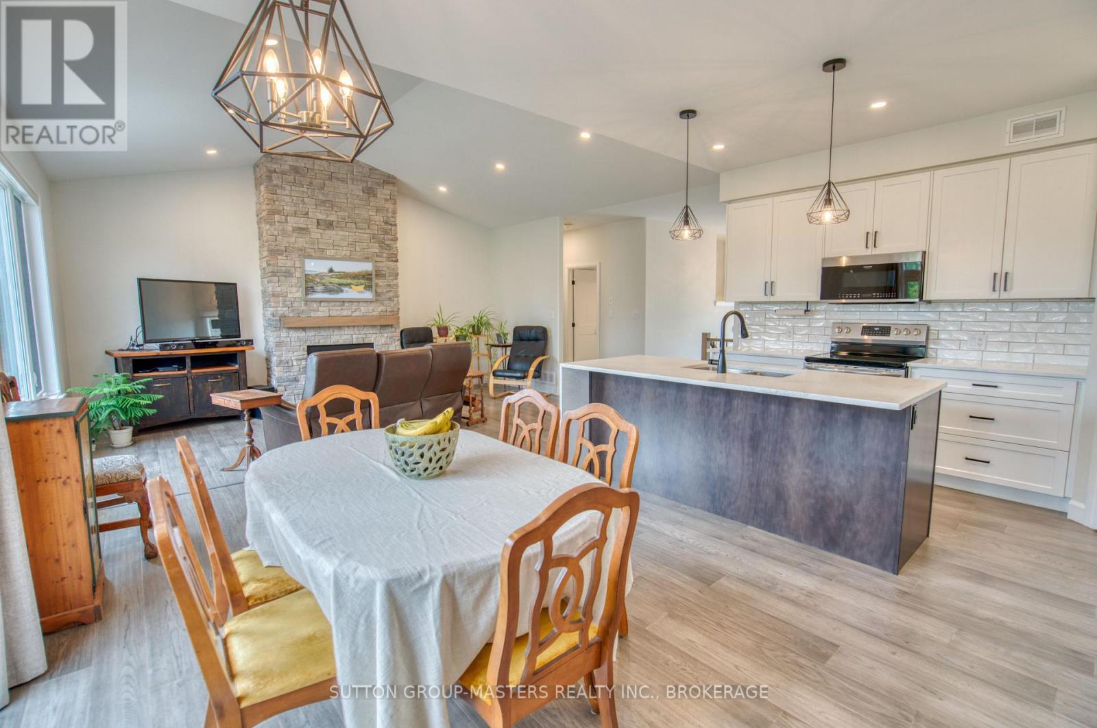 12 PETWORTH ROAD - 8