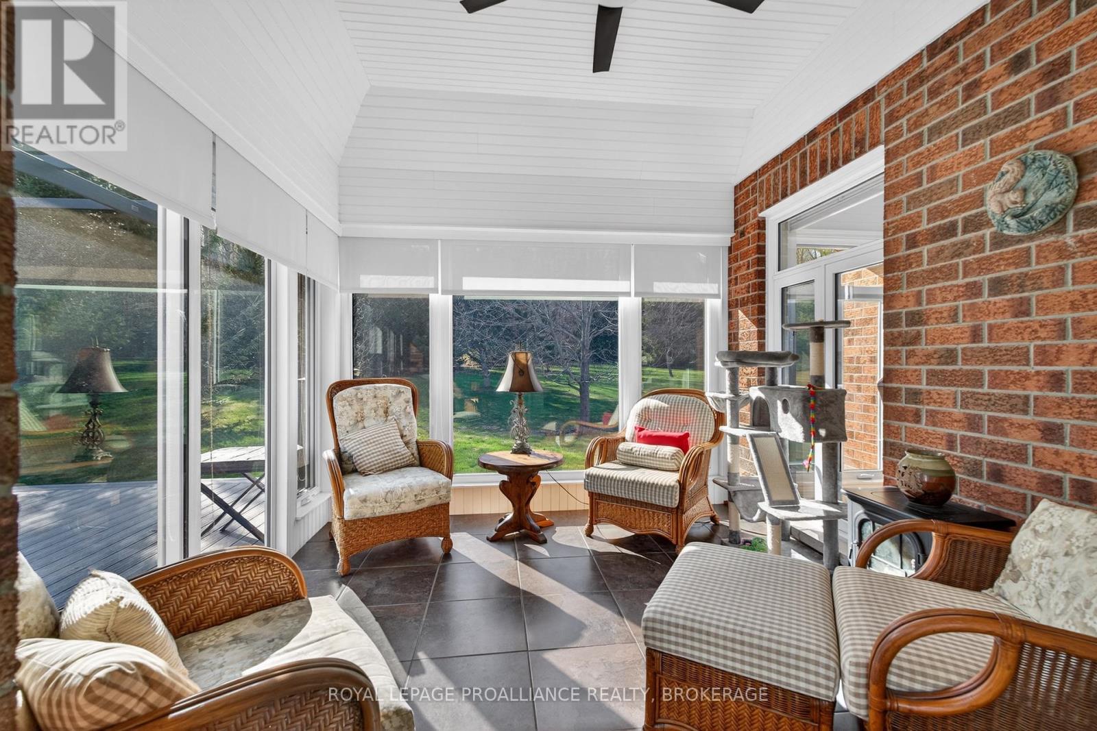 3920 MIDDLE WOODLAND DRIVE — photo 19