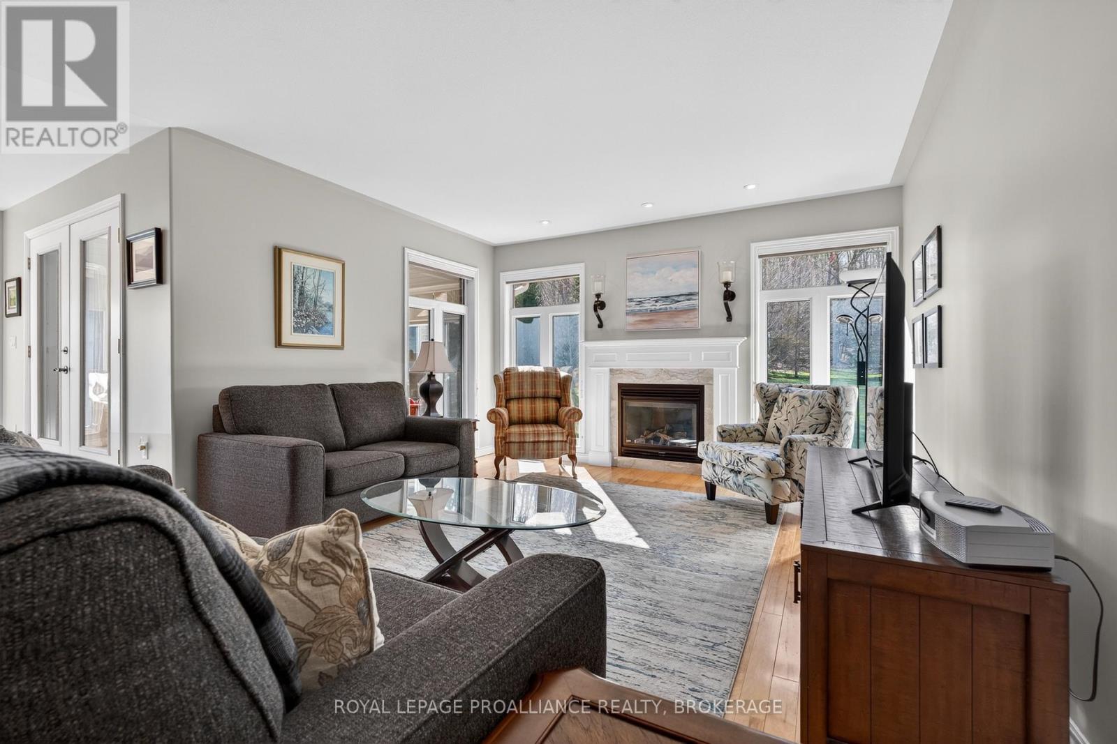 3920 MIDDLE WOODLAND DRIVE — photo 6