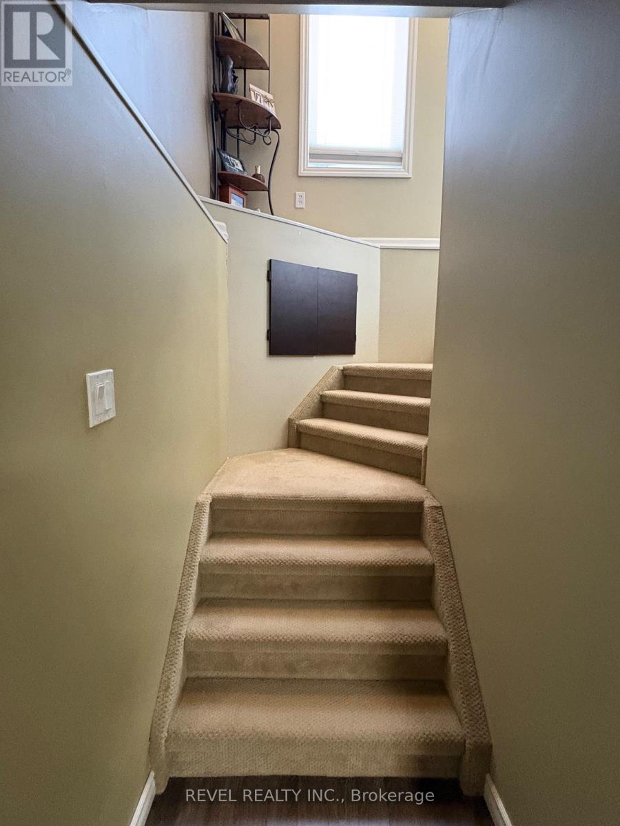 15 ALGONQUIN ROAD — photo 26