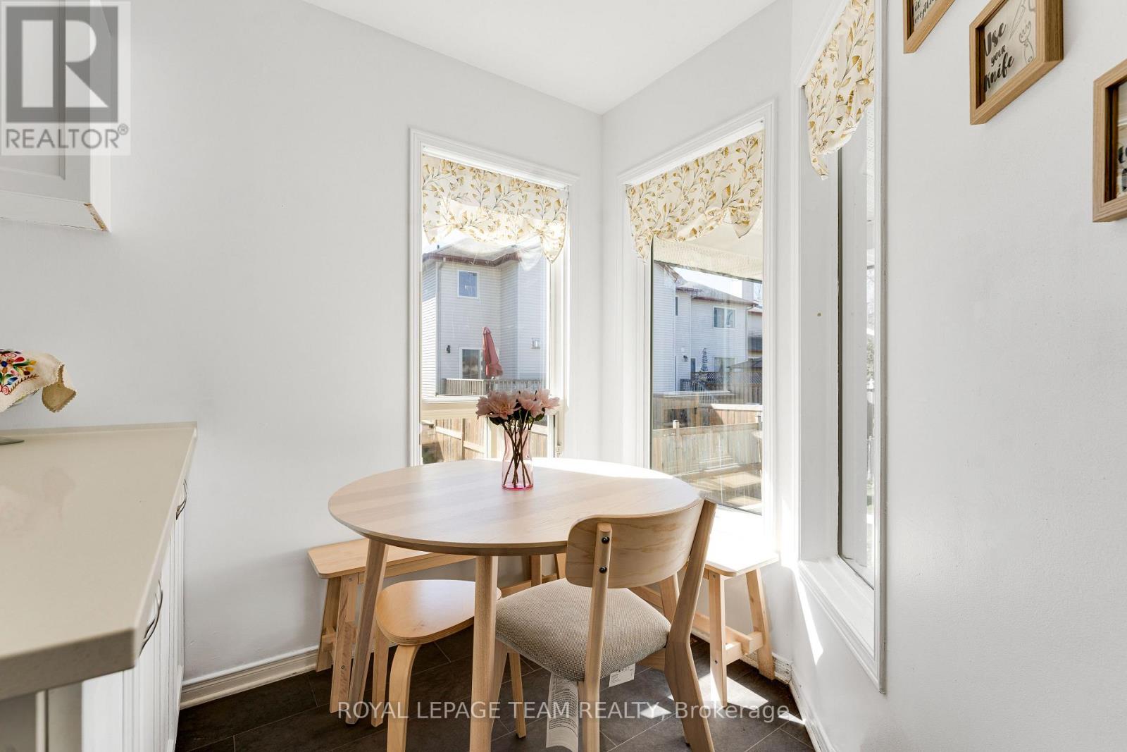 11 LIETTE COURT - 19