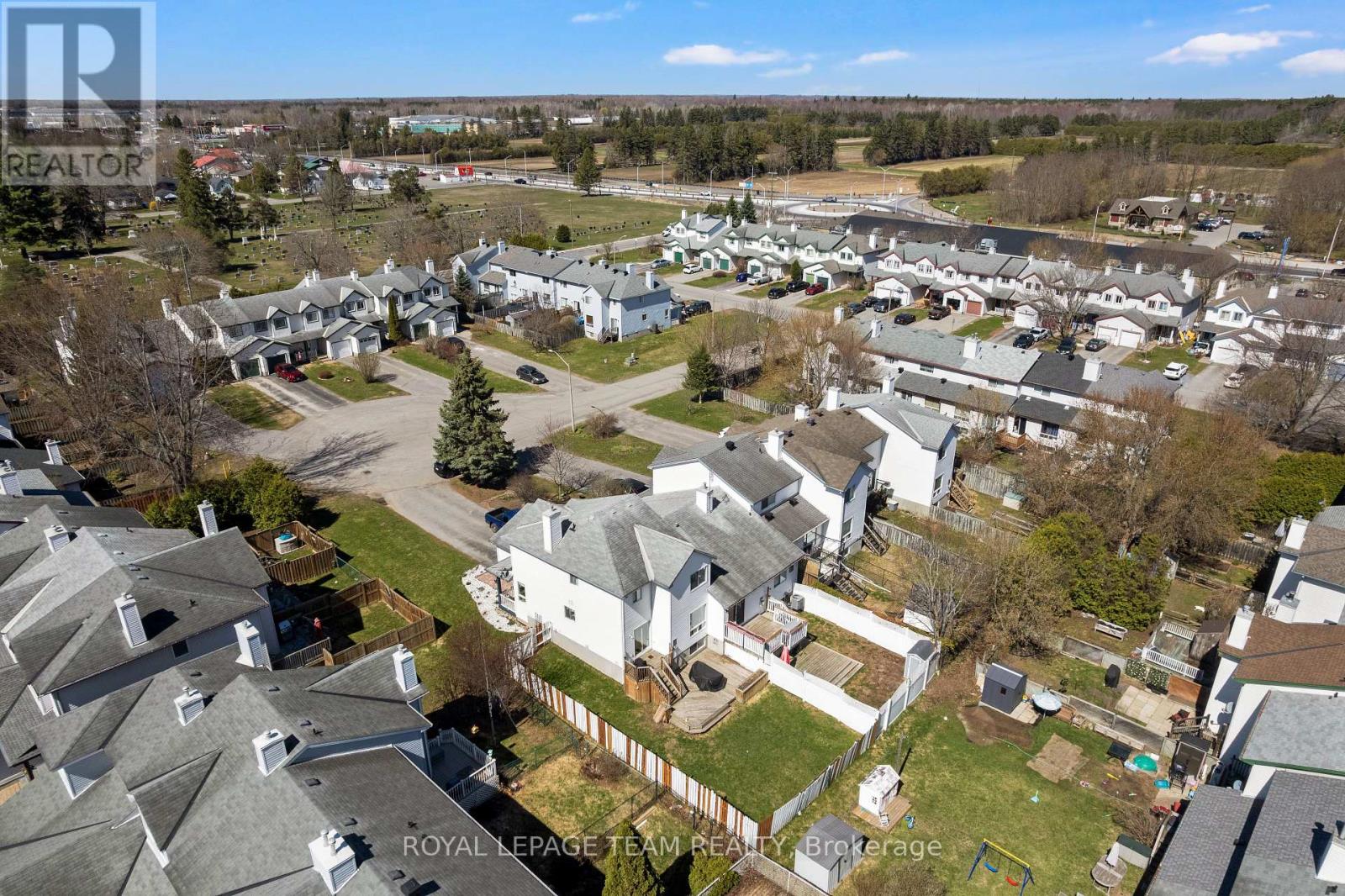 11 LIETTE COURT - 4