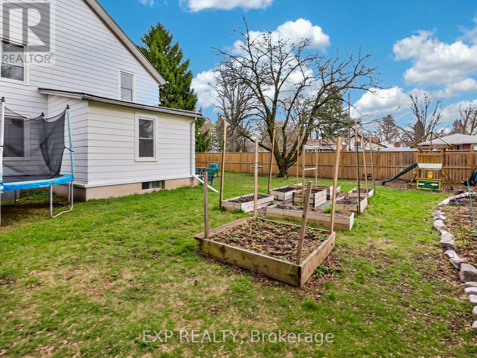 6328 GORE STREET - 40