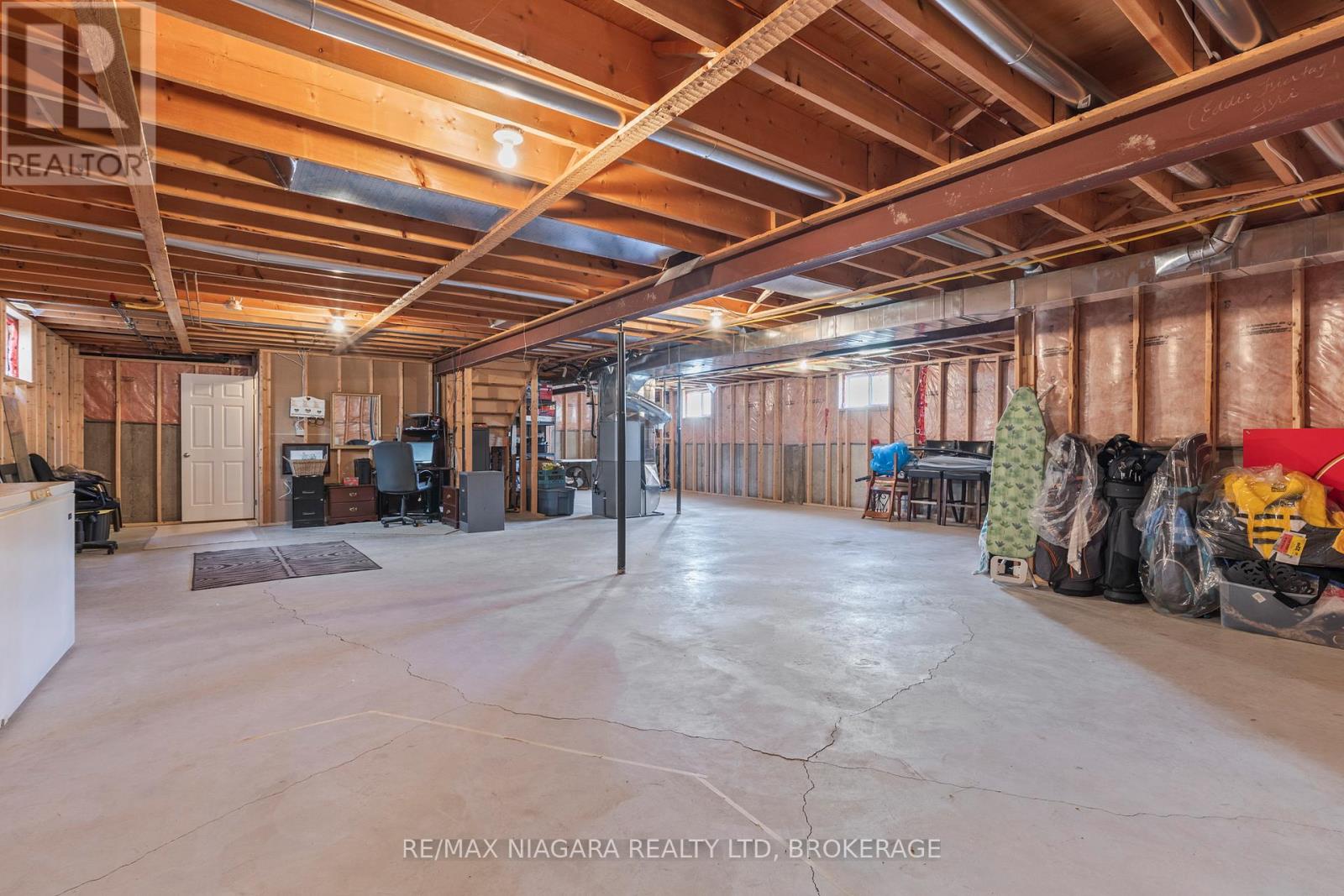3579 CARVER STREET - 22
