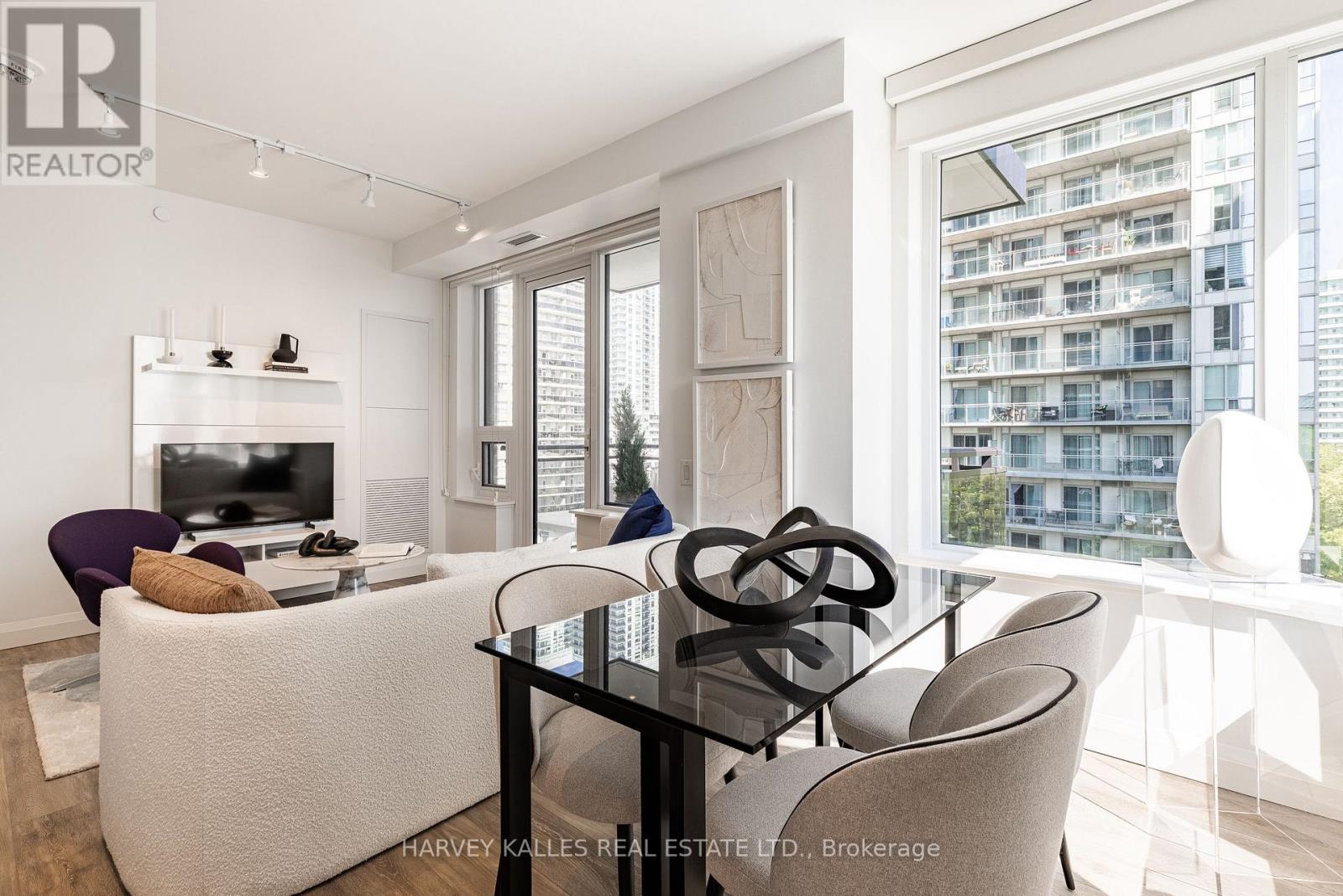 Listing photo of 1302 - 71 REDPATH AVENUE