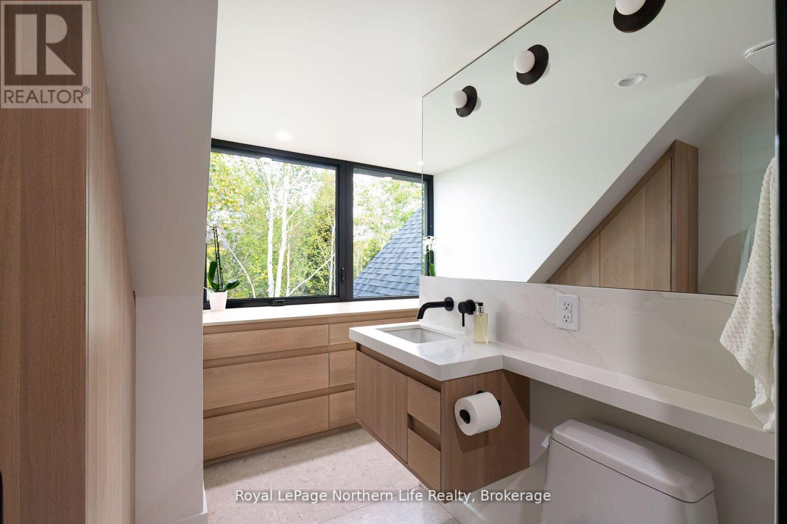 466 OUELLETTE ROAD - Image 29