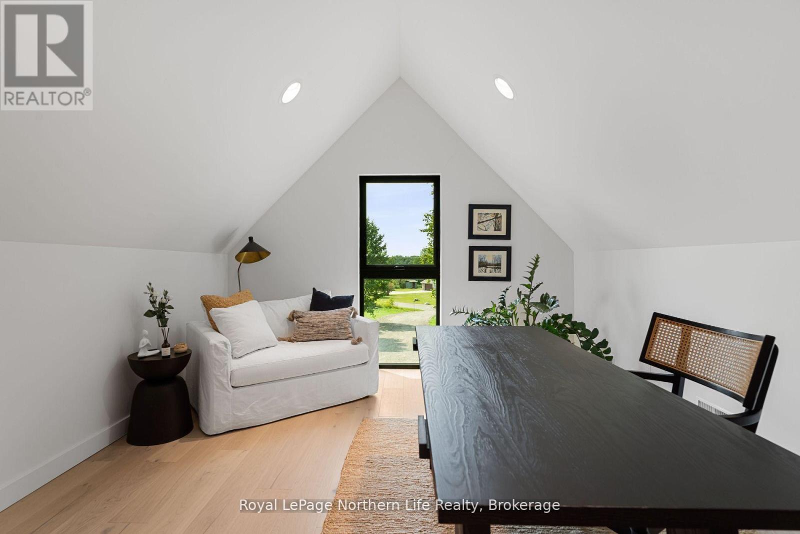 466 OUELLETTE ROAD - Image 33