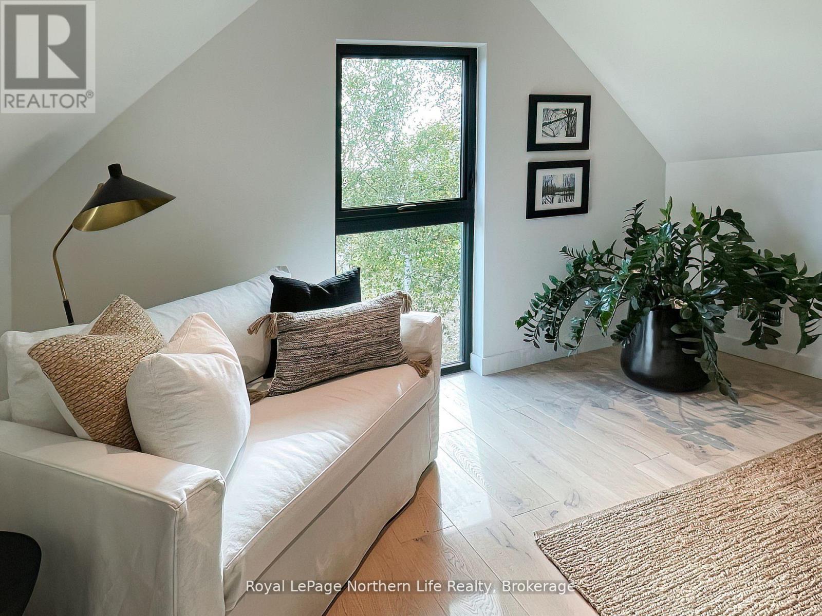 466 OUELLETTE ROAD - Image 34