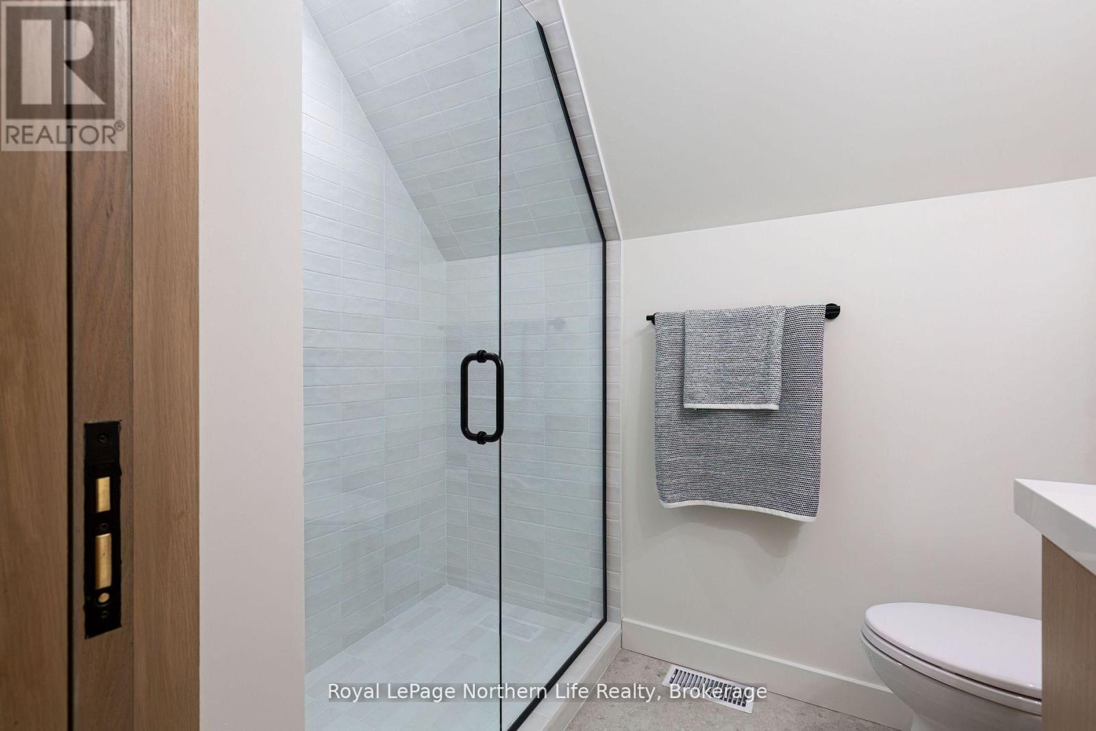466 OUELLETTE ROAD - Image 36