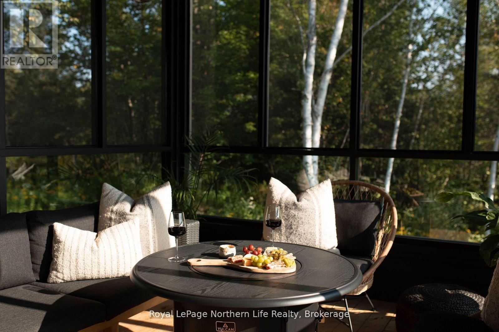 466 OUELLETTE ROAD - Image 39