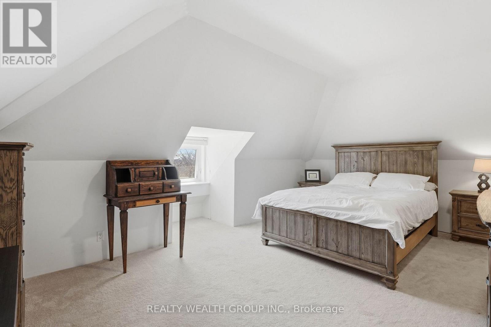 1678 DAVID STREET - 30