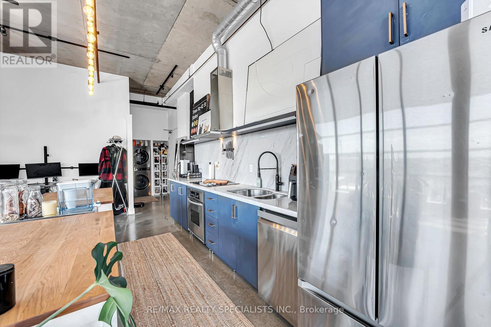 #520 68 BROADVIEW AVENUE - 8