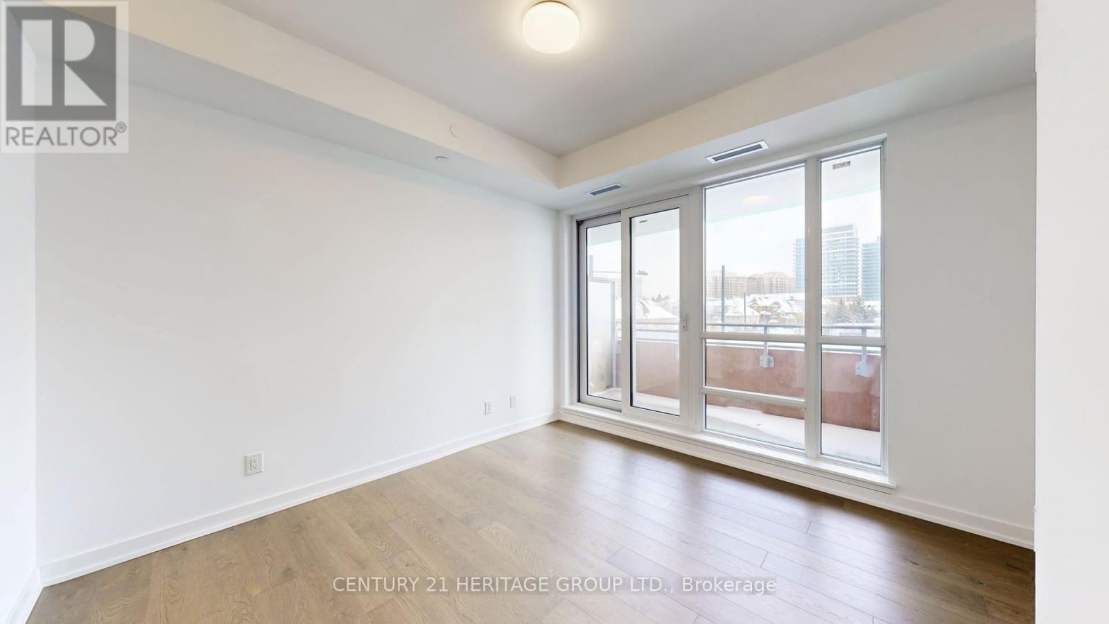 #225 8888 YONGE STREET - 22