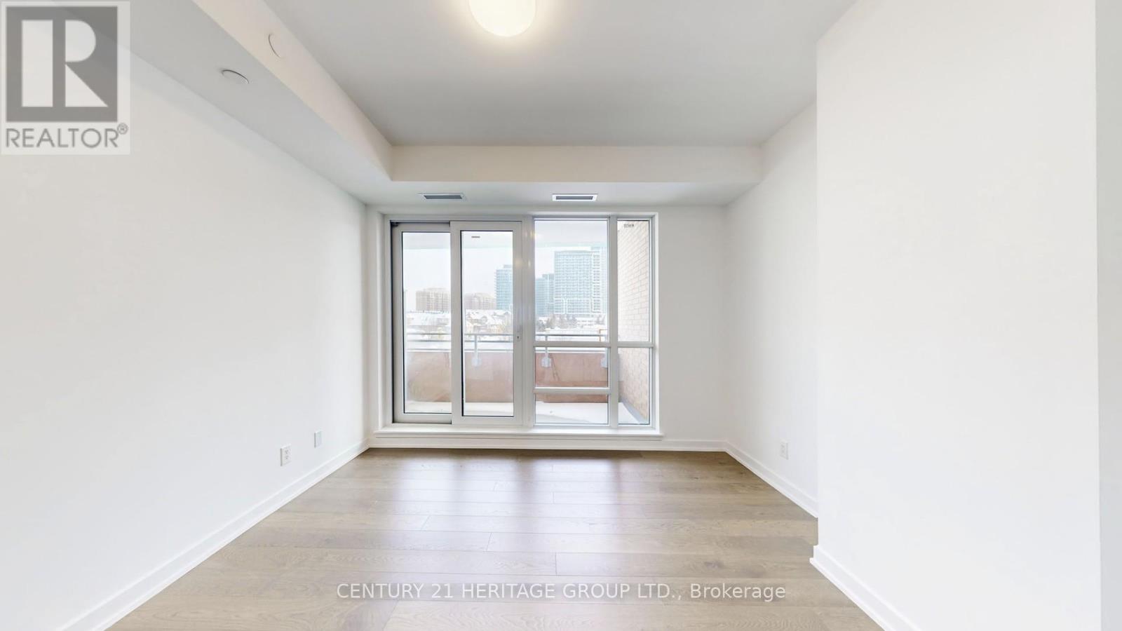 #225 8888 YONGE STREET - 23