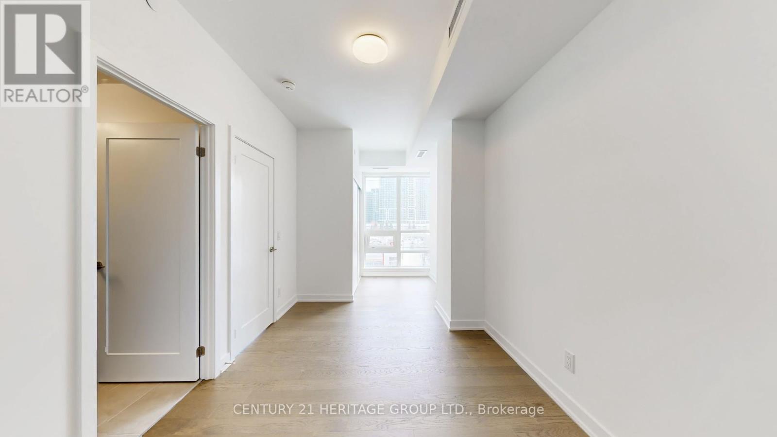 #225 8888 YONGE STREET - 27