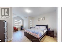 61 Mac Campbell Way, Bradford West Gwillimbury, ON L3Z4M6 Photo 12