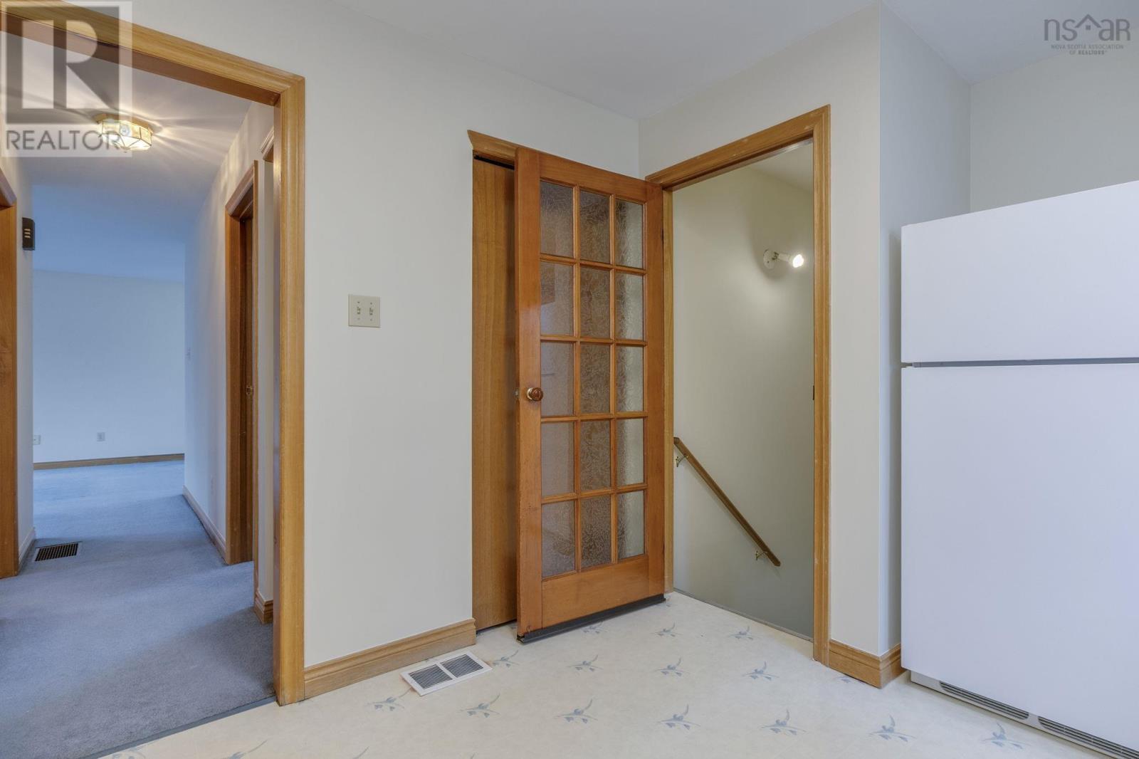 Property 23 of 50 of 24 Joffre Street SE